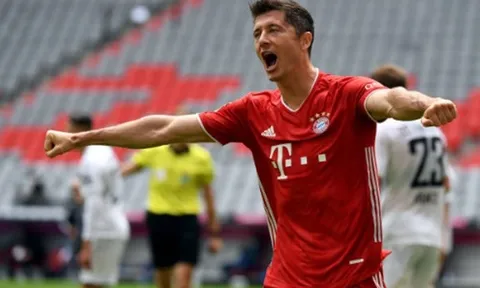 Lewandowski đáp trả Haaland bằng "siêu kỷ lục", Bayern nhẹ nhàng vượt ải Freiburg