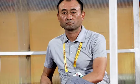 "HAGL nên sa thải HLV Lee Tae-hoon vì... "