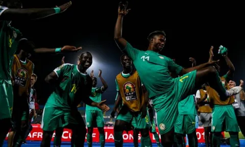 Hai quả penalty hỏng, Mane cùng đồng đội vào chung kết theo kịch bản khó tin