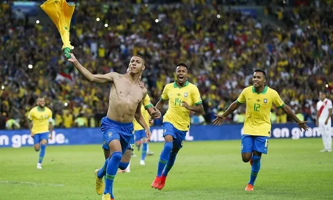 Hàng công thăng hoa, Brazil trở lại ngôi vương Nam Mỹ sau 12 năm chờ đợi