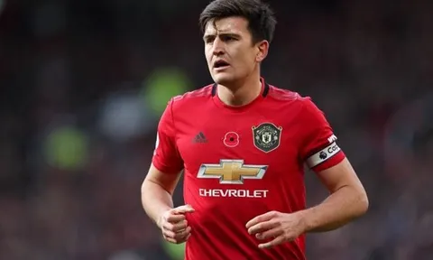 XONG! Maguire đáp trả tin đồn bị tước băng đội trưởng của Man Utd