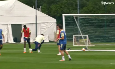 Hậu trường: Arsenal chuẩn bị gặp Chelsea tại chung kết FA Cup