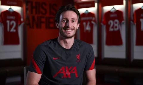 Hé lộ tình tiết ly kỳ trong thương vụ Ben Davies đến Liverpool