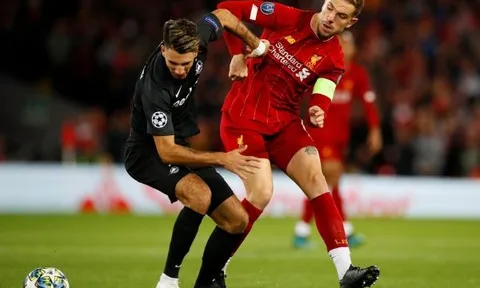 Thắng nhọc, fan Liverpool tức điên: "Có cậu ta trên sân như đá với 10 người!"
