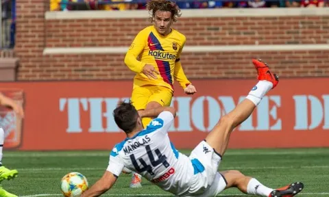 Highlights: Napoli 0-4 Barcelona (Giao hữu)
