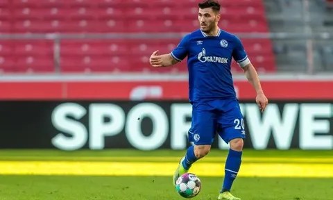 HLV Christian Gross tiếc nuối khi chiêu mộ 2 ngôi sao từ Arsenal