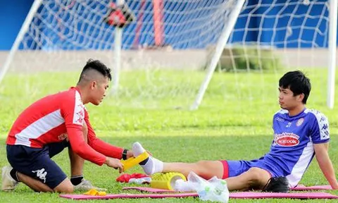 HLV Chung Hae-soung nhận tin vui từ chấn thương của Công Phượng