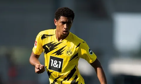 HLV Dortmund nói gì về "thần đồng" sinh năm 2003?