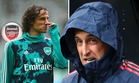 HLV Emery lý giải vì sao loại David Luiz ở trận ra quân của Arsenal