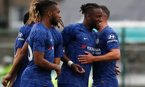 HLV Frank Lampard đưa ra quyết định về tương lai của tiền đạo người Bỉ