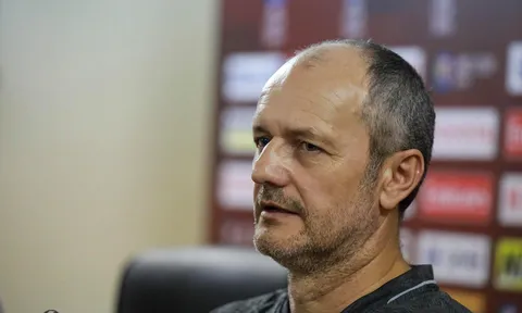 HLV Risto Vidakovic: "Quang Hải có khả năng thi đấu ở châu Âu"