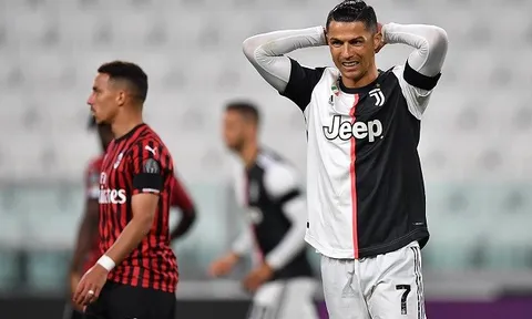 HLV Sarri bênh vực sau khi Ronaldo bỏ lỡ quả penalty quan trọng