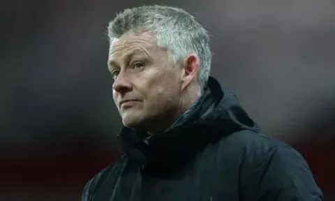 Hòa Everton, Solskjaer tự loại Man Utd khỏi cuộc đua vô địch