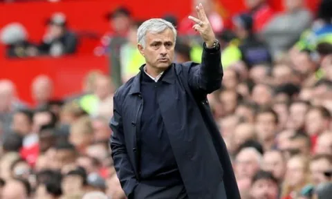 Hòa Man Utd, Jose Mourinho trút giận vào trọng tài và VAR