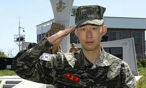 Hoàn thành nghĩa vụ quân sự, Son Heung-min chờ đợi Premier League tái xuất