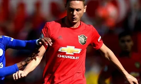Học theo 3 gã khổng lồ Ý, Dortmund muốn cưu mang "nạn nhân của McTominay"