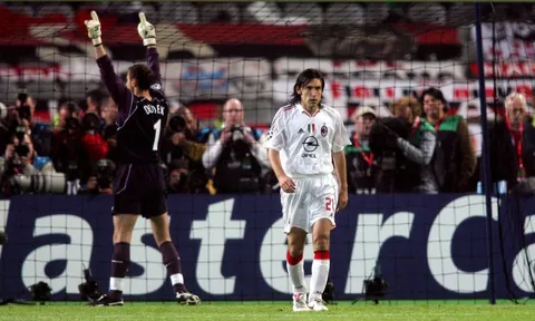 Hội chứng Istanbul ám ảnh cả đời Andrea Pirlo