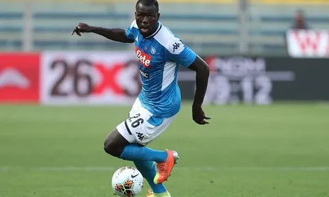 Nhanh chóng, Man City chốt thỏa thuận với Napoli về "đá tảng" 29 tuổi