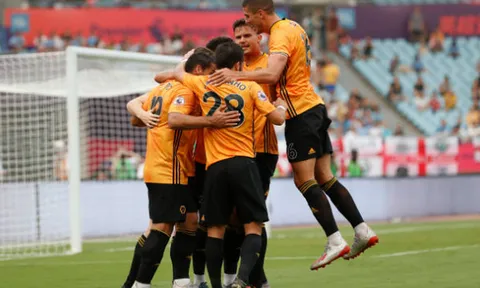 Hủy diệt Newcastle, 'khắc tinh' Big Six hẹn Man City ở chung kết