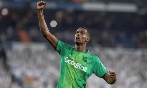 "Ibra đệ nhị" thăng hoa, Real quyết chi đậm đánh bại Dortmund