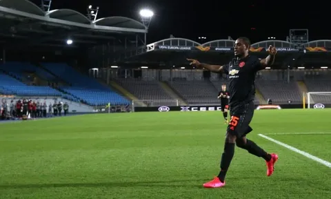 Ighalo ghi bàn, tất cả cầu thủ Man Utd lập tức làm 1 điều