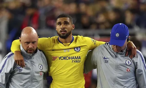 Tiền vệ của Chelsea chia sẻ về tình hình chấn thương