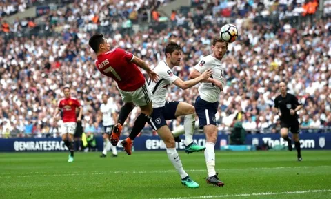 Thất bại ở Man Utd, 'bom xịt' Sanchez đổ lỗi cho Mourinho