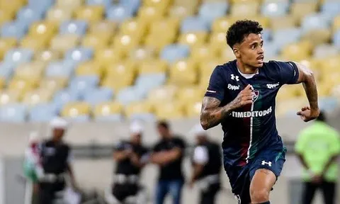 Tài năng bị bỏ quên của Liverpool tiếp tục chôn chân ở Brazil