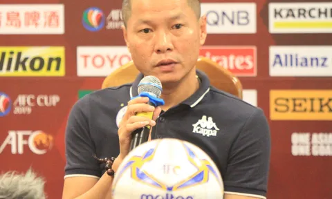 HLV trưởng Hà Nội FC lý giải việc Duy Mạnh không ra sân từ đầu