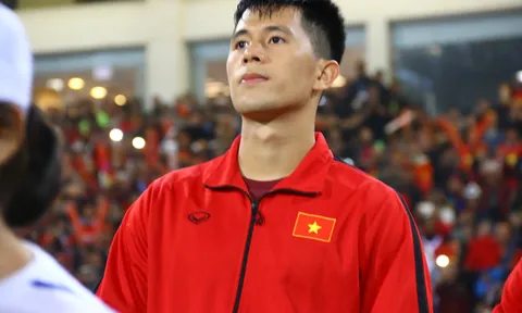 Đình Trọng báo tin vui cho HLV Park Hang-seo