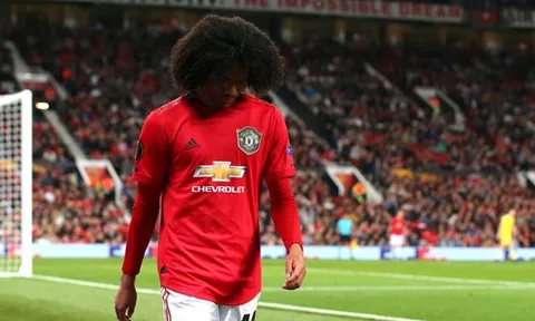 Nhận hợp đồng 5 năm, 'báu vật' Man Utd rục rịch rời Old Trafford