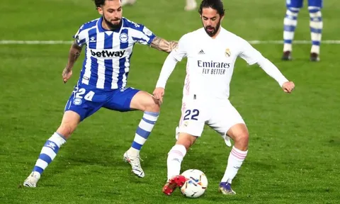 Pha "bẻ lái" bất ngờ vụ Isco cập bến Emirates
