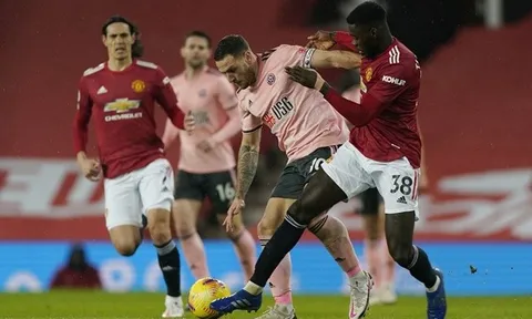 Solskjaer bị tố cố 'thể hiện' khiến dàn sao Man Utd chịu áp lực