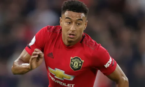 Jamie Carragher: "Lingard đã làm một việc khiến tôi sửng sốt"