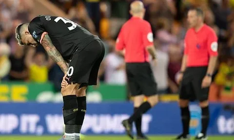 SỐC! Sai lầm khó tin, sao Man City bị chuyên gia 'hạ nhục'