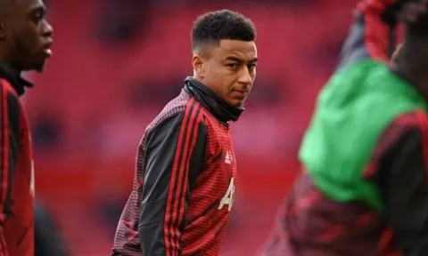 Jesse Lingard nên cân nhắc rời Man Utd