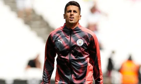 Đặt "kẻ thất sủng" lên BĐP, Barca muốn có được "bom xịt" Man City?