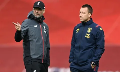 John Terry hả hê trước thất bại của Liverpool