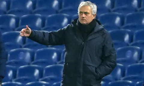Bình luận viên chỉ ra điều đáng lo cho Mourinho ở Tottenham