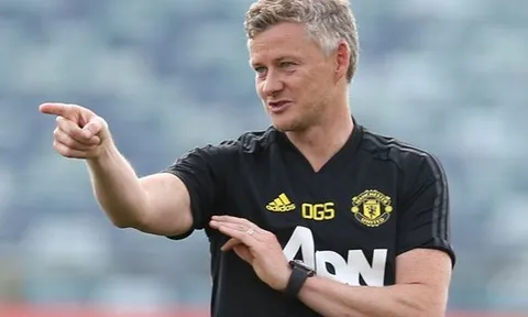 Solskjaer đừng lo, 'phù thủy nhỏ' sẽ giải quyết cho Man Utd hai vấn đề