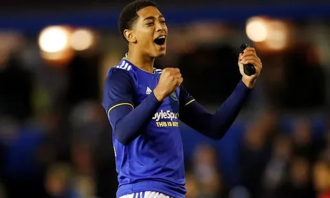 Ác mộng Haaland 2.0 gõ cửa, Man Utd phản ứng ra sao?