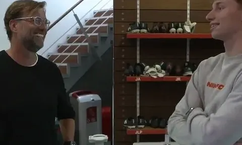 Jurgen Klopp sửng sốt trước chiều cao khủng của tân binh 17 tuổi