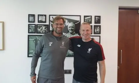 'Klopp không phải người thích kiểm soát mọi thứ và nghĩ mình là giỏi nhất'