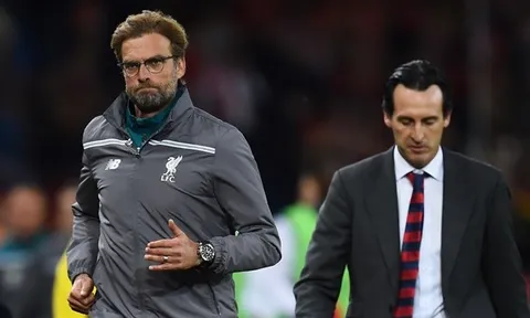 "Klopp đã cười vì ông ấy chẳng tin nổi Arsenal lại làm thế"