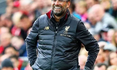 Jurgen Klopp vượt qua những tượng đài Liverpool thế nào?