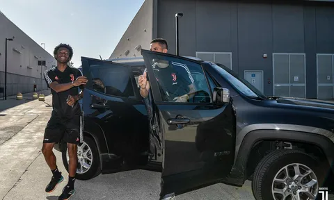Juventus đón 2 "khẩu thần công" trở lại kiểm tra y tế