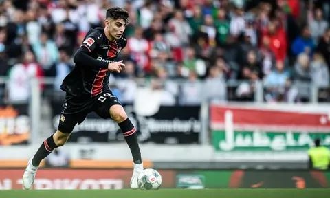 "Thần đồng" khiến cả châu Âu thèm khát chạm cột mốc khủng tại Bundesliga