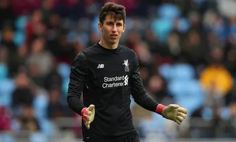 Vừa cam kết tương lai, tuyển thủ U21 tạm xa Liverpool đi 'tu nghiệp'