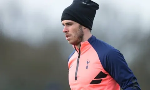 Kane và Son cười tươi rói, Bale cùng 'kẻ dự bị' ưu tư trước giờ hành quân