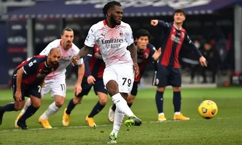 Thắng sít sao, Milan tiếp tục thống trị Serie A